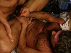 Two males sucking and banging