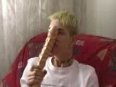 Blepaind Blond Hunk sextoy And stroke
