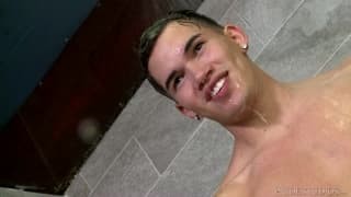 Liam Troy And His friends In The Shower!
