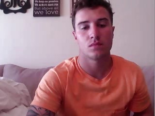 Muscle lad With Monster fat weenie On cam,lusty Bubble booty Too