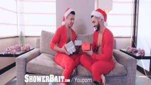 ShowerBait - Seth Santoro covered In str8 cum