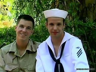Military males Love The cock - Jeremy Haynes And Matt Reynolds