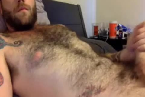 This bushy Dilf loves To wank Off On cam
