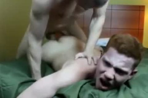 youthful duo In Motel