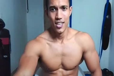 Solid Brown guy jerking off On cam