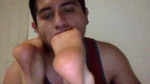 Sesion De Pies Con Mi Tio Alfonso Parte two (licking My Uncles Feet Stinky Callouses)
