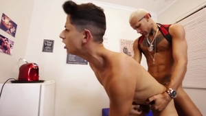 Latino boyz Just One 10-Pounder Is Not sufficiently