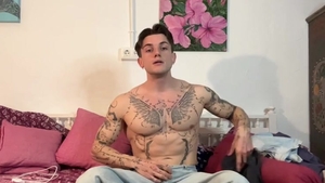 Tattooed nice-looking teen (toxic_717) Fingers Himself And Busts A Nut