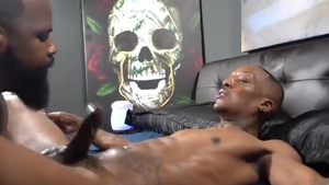 giant penis For Muscle Daddy