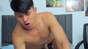 cam Cali twink Show slutty