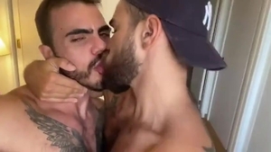 Two sleazy Brazilian twinks
