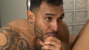 Salvador Mendoza & Lucio Saints